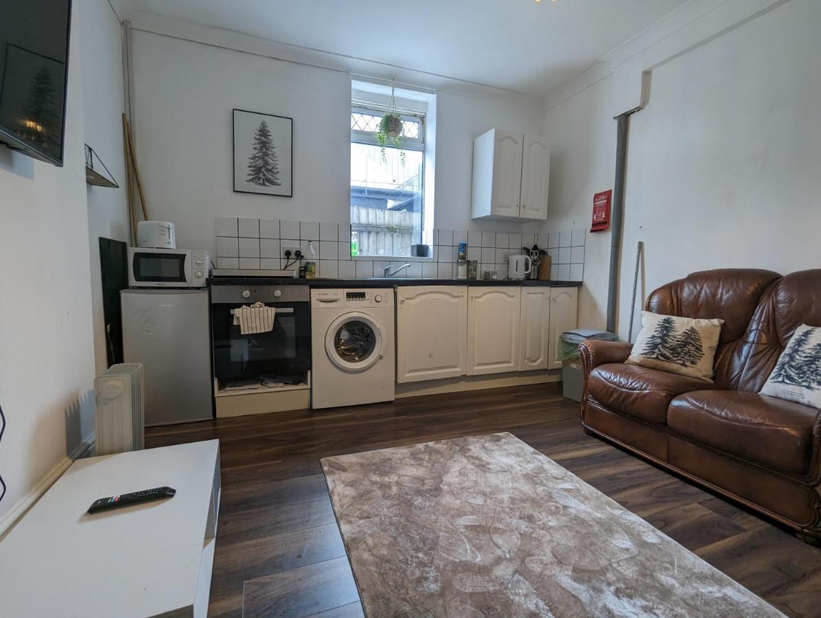 Whitchurch 1 Bedroom Apartment Cardiff Exterior photo